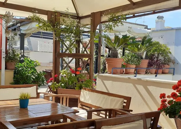 Alojamento de Acomodação e Pequeno-almoço Del Lungomare 3*