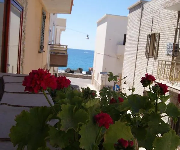 Alojamento de Acomodação e Pequeno-almoço Del Lungomare 3*