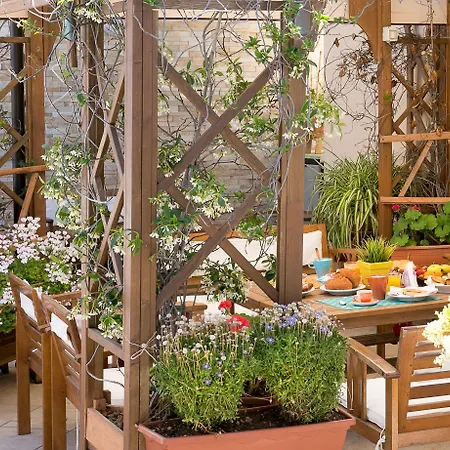 Oda ve Kahvaltı Del Lungomare