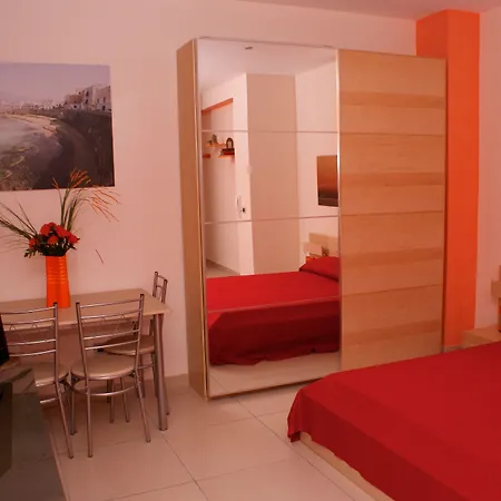 Del Lungomare Oda ve Kahvaltı 3*