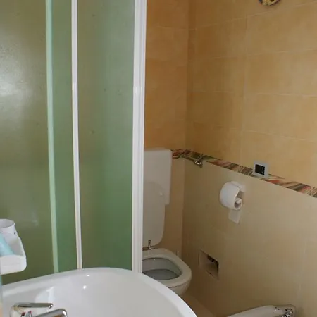 Del Lungomare 3* غالّيبولي